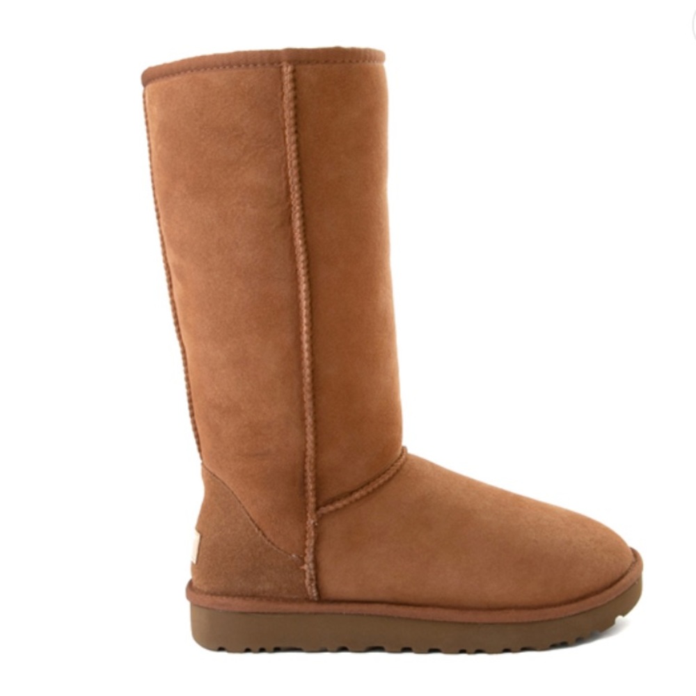 New Tall Ugg Boots - only worn once! Very good condition!